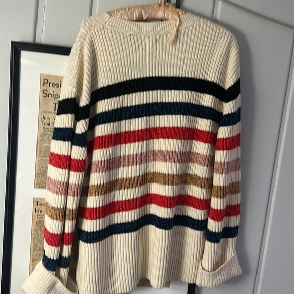 Gap cotton blend sweater. - Picture 3 of 3
